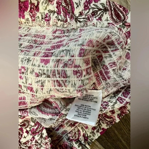 NWOT Patrons of Peace Ivory Ruffle Crop Top Smocked Boho - Picture 5 of 5